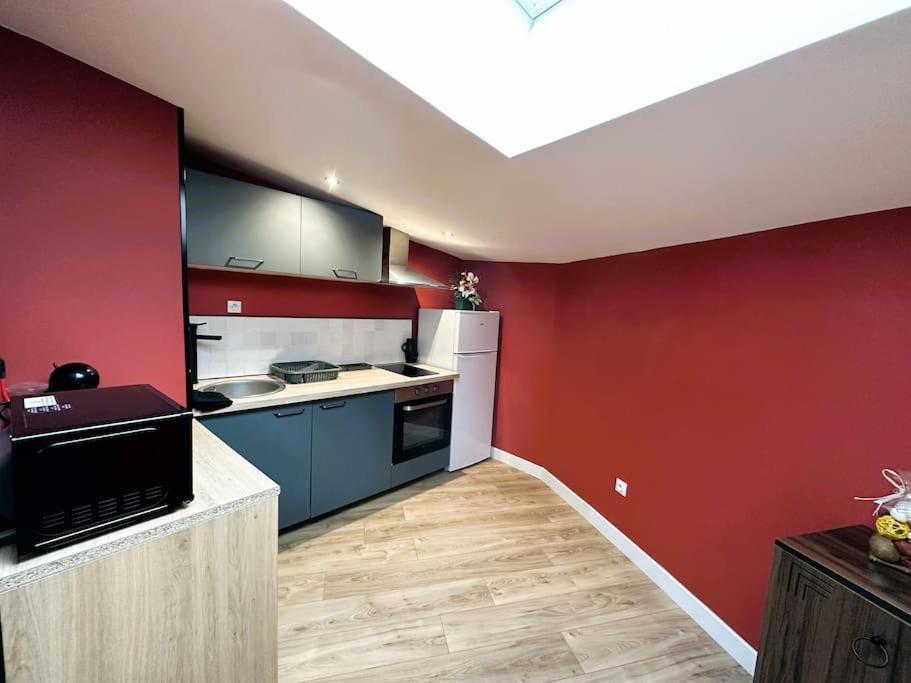 Loft O'chalet - 10 Min Gare - Parking Prive Apartment *